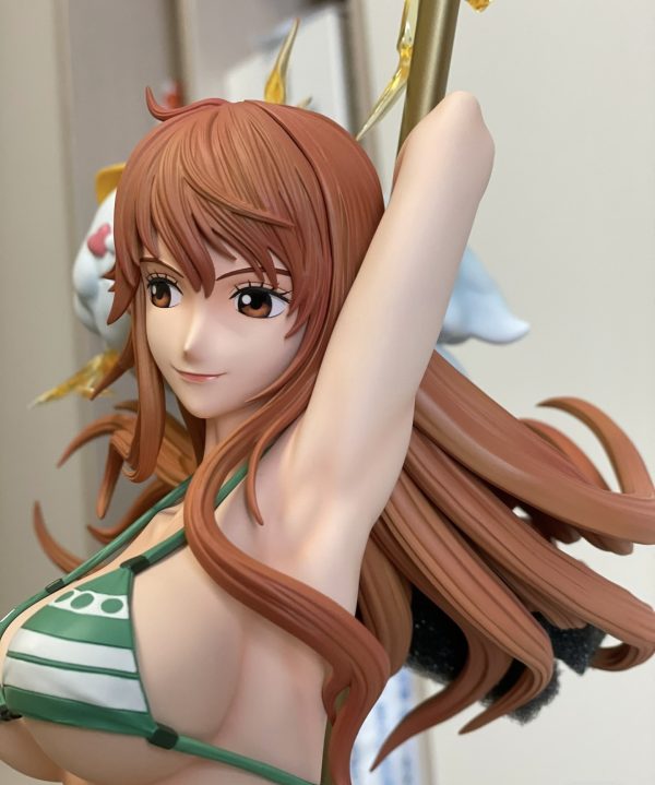 Hunter-Studio-One-Piece-Nami-Resin-Statue