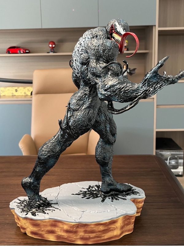 Marvel-Venom-50cm