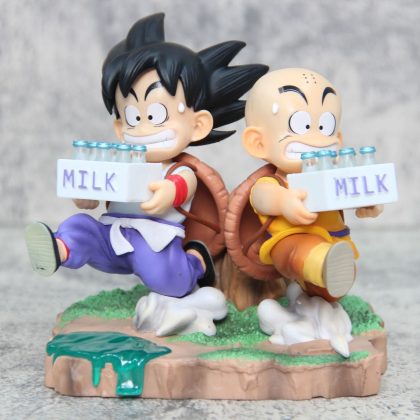 Childhood Goku & Kuririn milk delivery